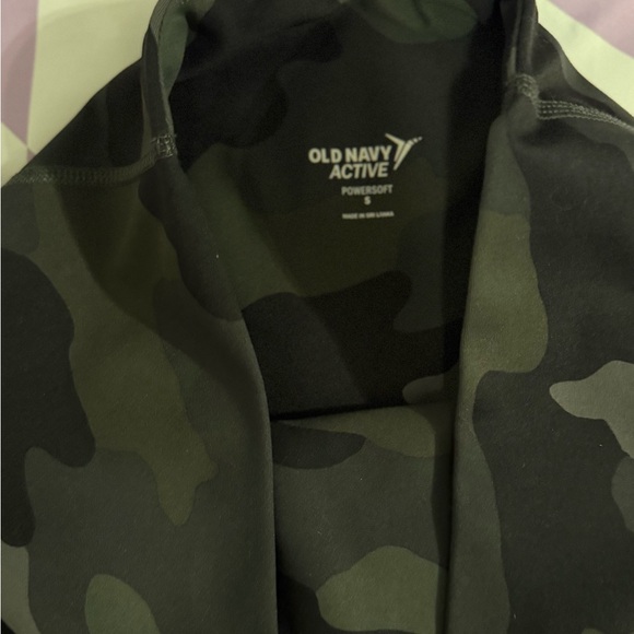 Old Navy Active PowerSoft High-Waisted Camo Leggings - Size Small - Picture 3 of 7